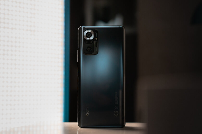 Обзор Xiaomi Redmi Note 10 Pro: лучше, чем раньше, но не во всем