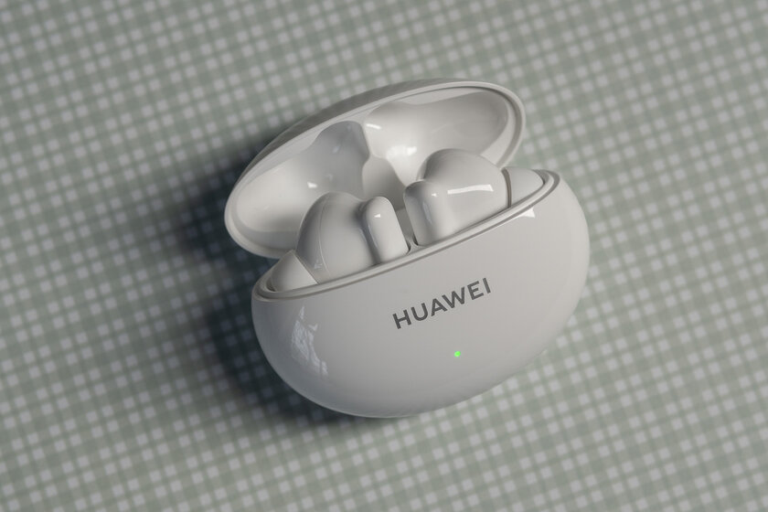 Месяц тестировал и заявляю: недорогие Huawei FreeBuds 4i с шумодавом точно станут массовыми