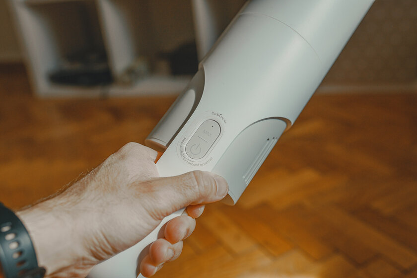 Обзор Mi Vacuum Cleaner Light: интересная модель для небольших квартир