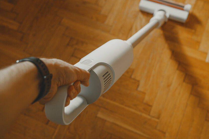 Обзор Mi Vacuum Cleaner Light: интересная модель для небольших квартир