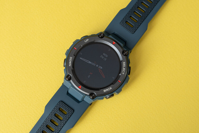 Обзор Amazfit T-Rex Pro: много преимуществ поверх ограничений