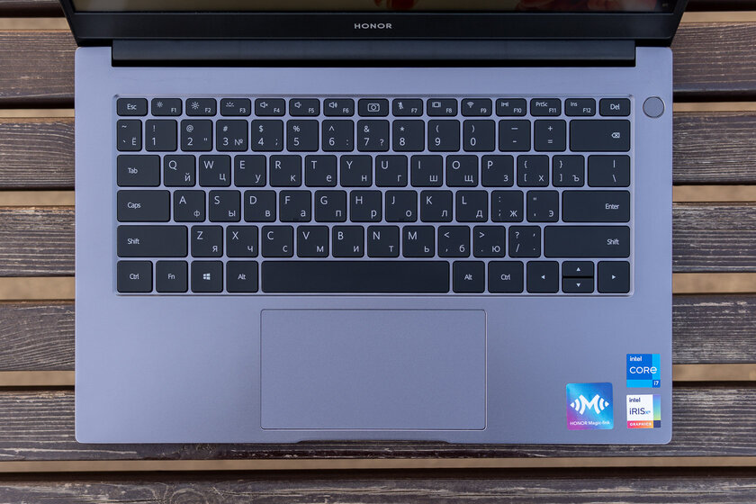 Обзор HONOR MagicBook 14 (2021): новое железо для проверенного корпуса