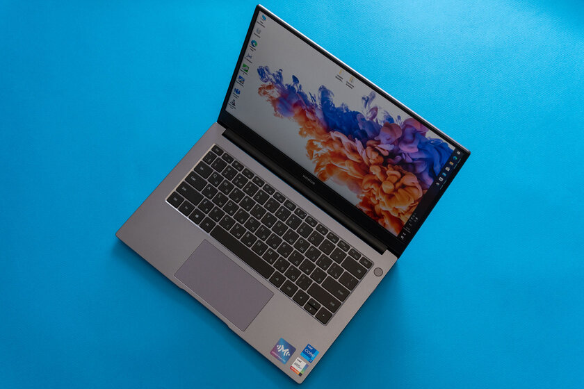 Обзор HONOR MagicBook 14 (2021): новое железо для проверенного корпуса