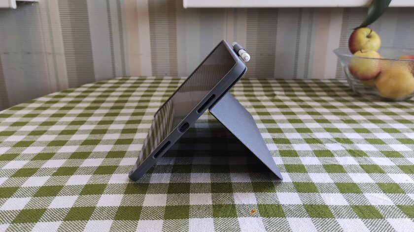 Обзор Logitech Combo Touch — лучшая клавиатура с трекпадом для iPad? — Дизайн. 3