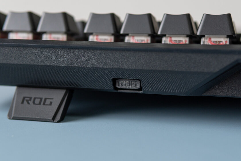 Модульная клавиатура без недочётов геймерской механики. Обзор ASUS ROG Claymore II