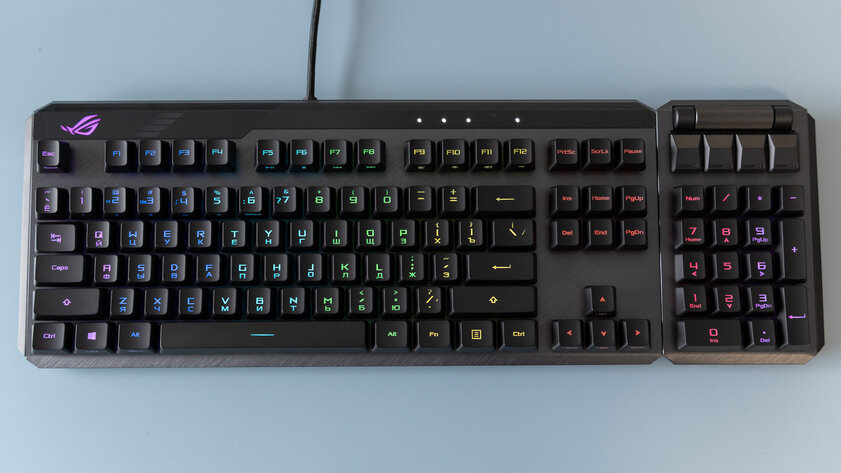 Модульная клавиатура без недочётов геймерской механики. Обзор ASUS ROG Claymore II