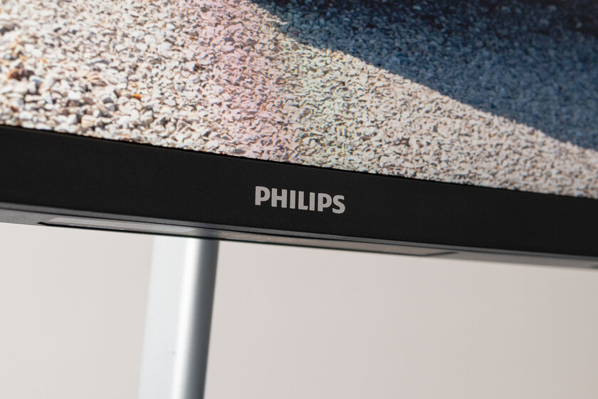 Игровой монитор в офисном обличии. Обзор Philips 322E1C
