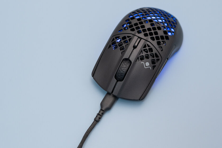 Дырчатый корпус — не элемент дизайна, а гениальное решение. Обзор SteelSeries Aerox 3 Wireless