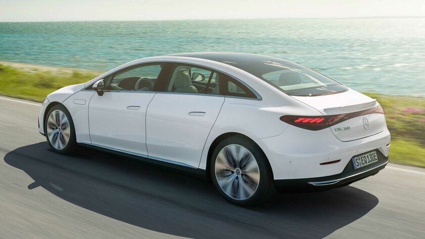 Mercedes-Benz представила пять электрокаров: от убийцы Tesla до кроссовера от Maybach