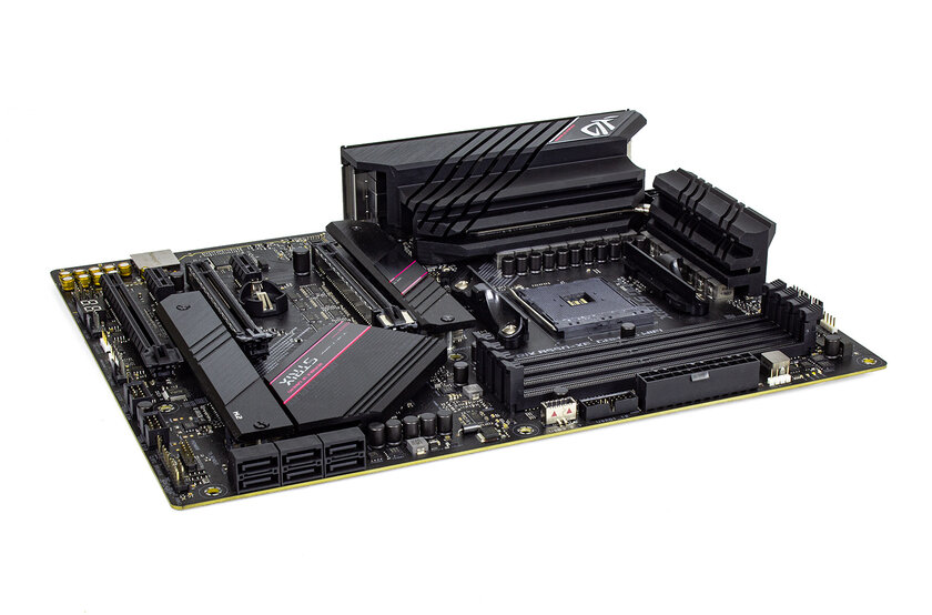Обзор ASUS ROG STRIX B550-XE GAMING WIFI: идеальная плата для мощного конфига под разгон — Отзыв. 1
