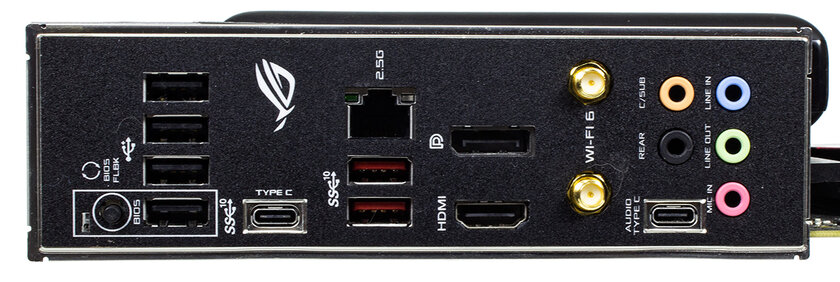 Обзор ASUS ROG STRIX B550-XE GAMING WIFI: идеальная плата для мощного конфига под разгон — Внешний вид. 13