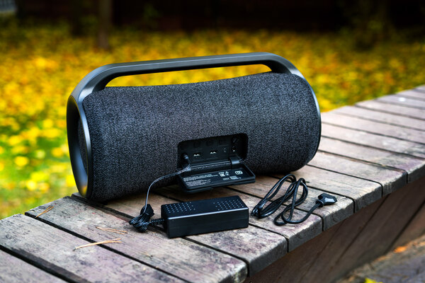 Обзор Sony SRS-XG500 и Sony SRS-XP500: звуковые системы на все случаи жизни — Внешний вид. 18