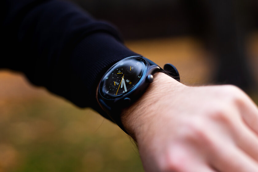 Лучшие смарт-часы в 2021 году: обзор Amazfit GTR 3