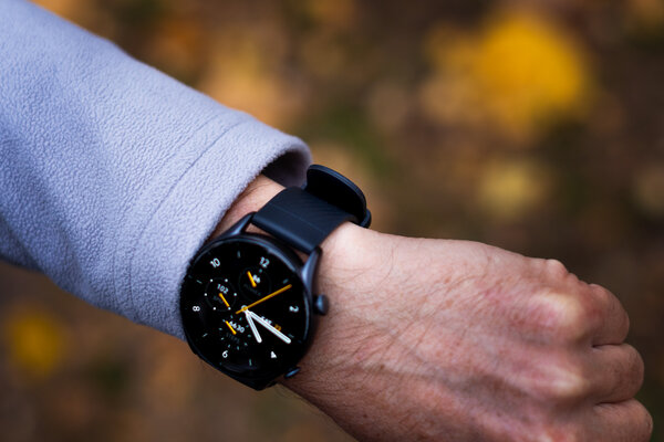 Лучшие смарт-часы в 2021 году: обзор Amazfit GTR 3