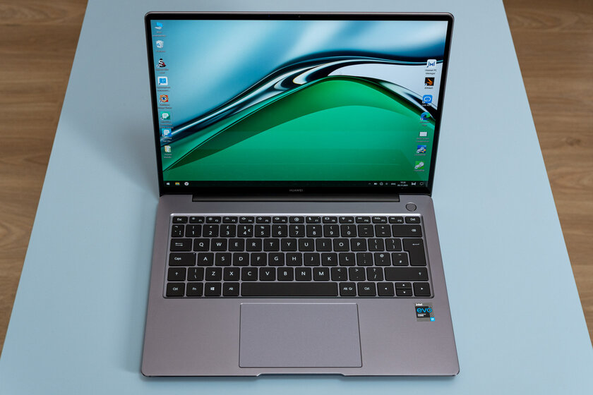 Huawei в очередной раз поднимает планку ультрабуков. Обзор MateBook 14s — Экран 90 Гц и автояркость. 1