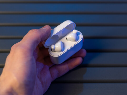 Когда новее не значит лучше. Обзор HONOR Choice Earbuds X — Дизайн и эргономика. 5