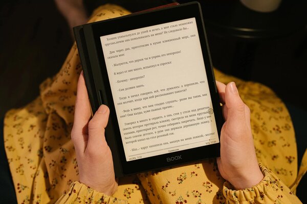 В душе мечтает каждый любитель техники. 11 идей подарков на 14 февраля — ONYX Boox Edison — сверхкомфортная читалка на каждый день. 1