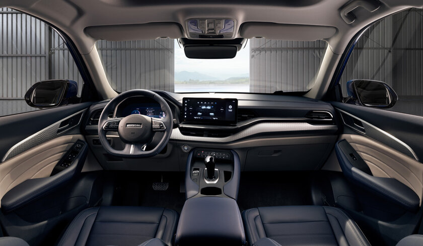 Haval привезла в Россию обновлённые F7 и F7x: даже раньше, чем в родной Китай