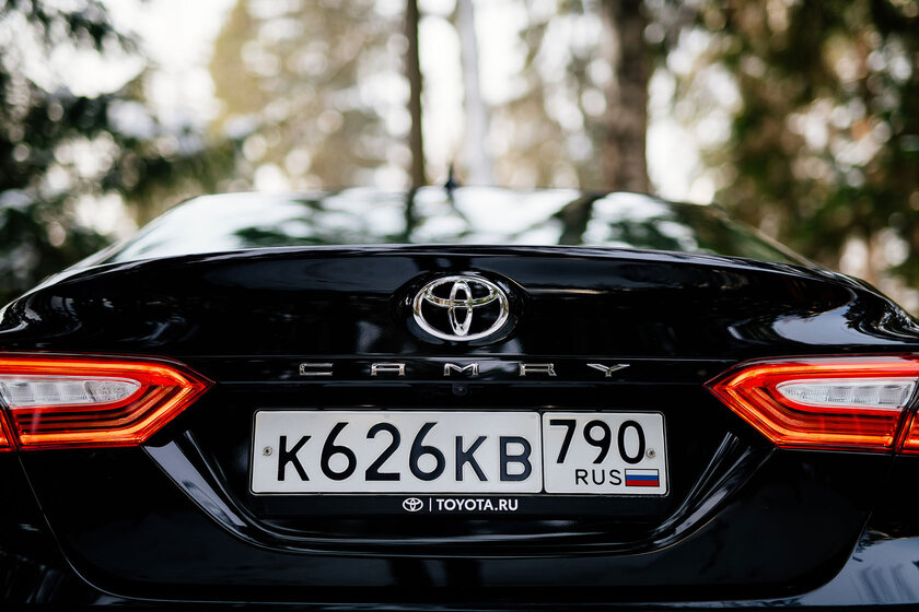 Что, если Toyota Camry не такси, а личное авто? Отрёкся от стереотипов — Встречаем по одёжке. 1