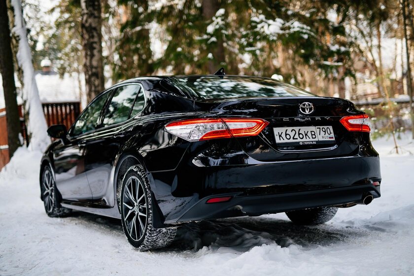 Что, если Toyota Camry не такси, а личное авто? Отрёкся от стереотипов — Встречаем по одёжке. 10