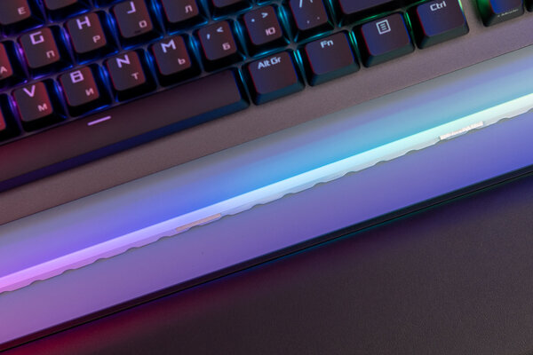 Можно самому заменять свитчи: и Cherry, и ROG! Тестирую ASUS ROG Strix Flare II Animate — Внешний вид и удобство. 15