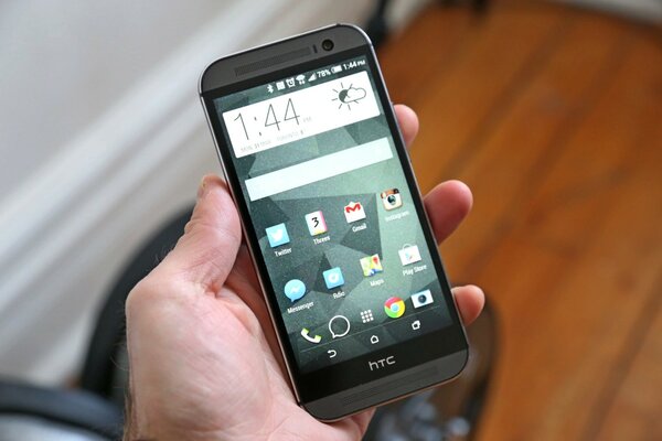 Как HTC добилась успеха, а потом бесславно исчезла. 10 знаковых смартфонов