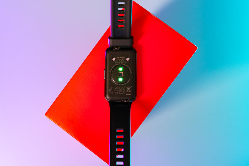 Не зацикливайтесь на Mi Band. Обзор Huawei Band 7, он даже лучше — Здоровье. 8