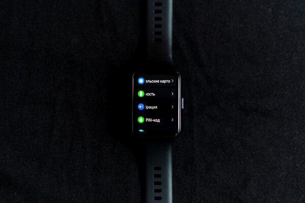 Лучшее от фитнес-браслетов и умных часов. Обзор Huawei Watch Fit 2 — Интерфейс. 4