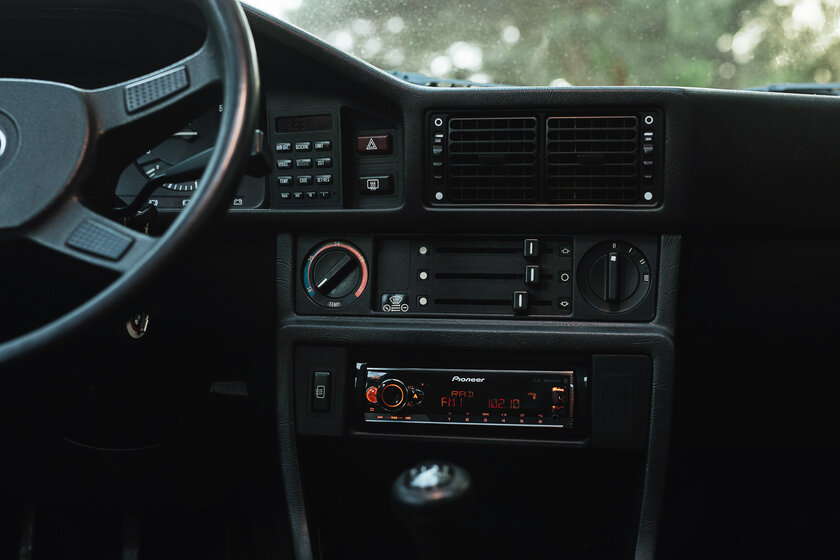 Каково владеть ретро в 2022 году: владелец о BMW 5 (E28) из 1982-го