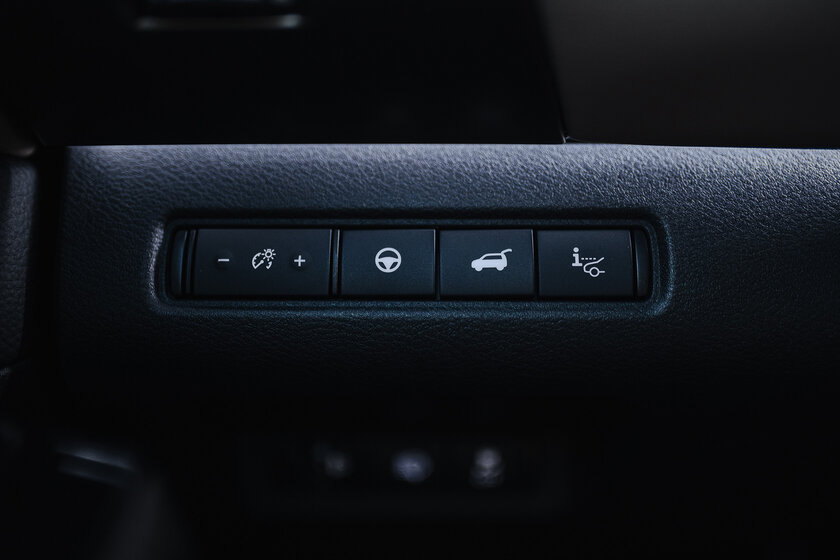 Огромное авто, в котором комфортно всем (на удивление). Тест-драйв Nissan Pathfinder 2021