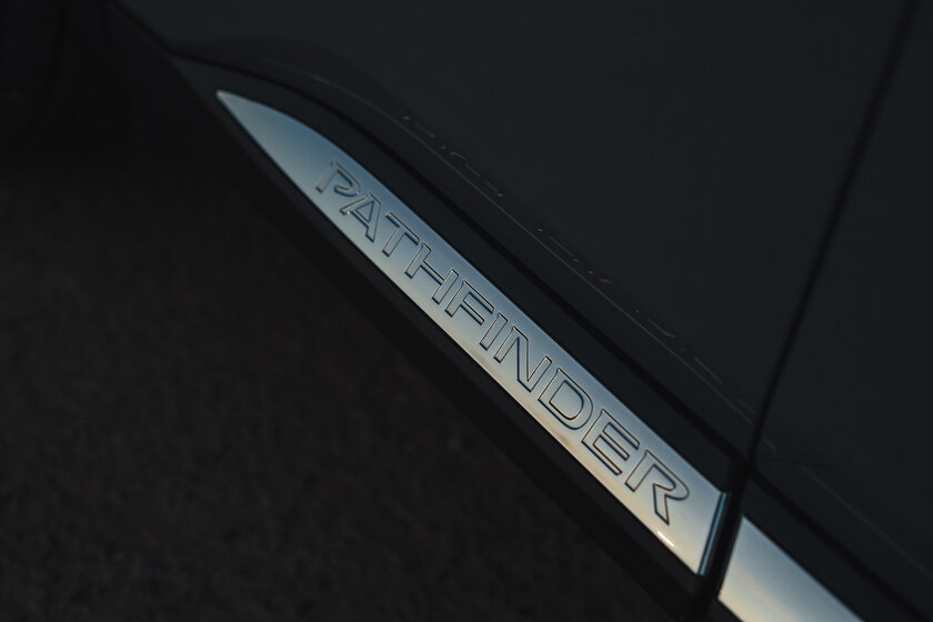 Огромное авто, в котором комфортно всем (на удивление). Тест-драйв Nissan Pathfinder 2021