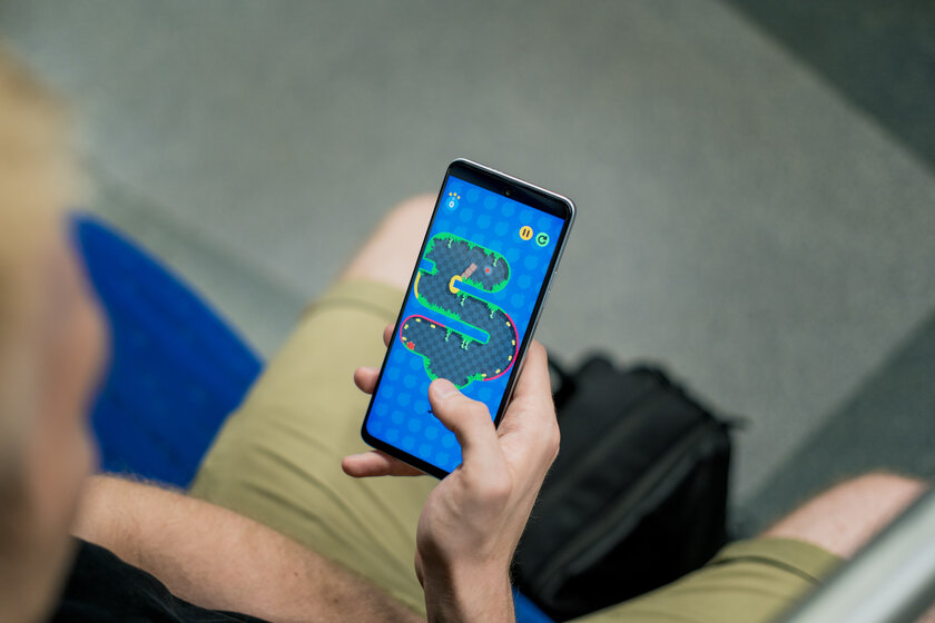 12 игр, в которые можно поиграть на смартфоне, когда выдалась свободная минутка