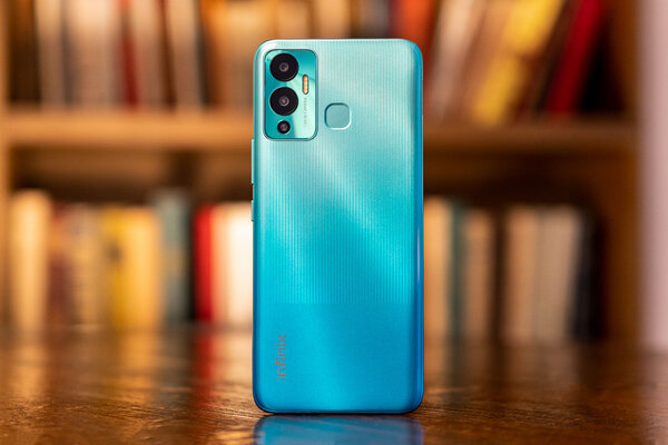 Выгодные скидки на смартфоны и ноутбуки. Снова в школу с Infinix