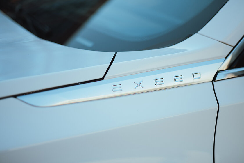 Тест-драйв Exeed VX. Самый большой и дорогой китайский премиум