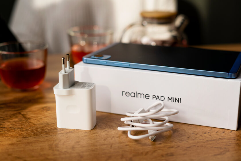 Нашёл подозрительно дешёвый планшет от Realme. Оказался идеальным для фильмов