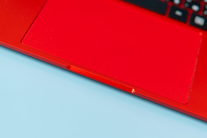 Обзор Infinix InBook X2 Plus: доступная замена домашнему ПК — Дизайн и эргономика. 4