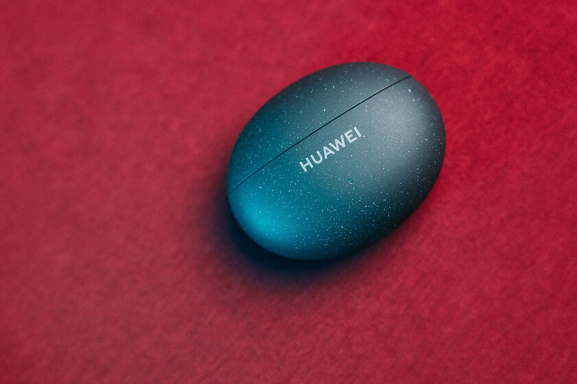 Обзор Huawei FreeBuds 5i: отличный выбор для всех, кроме аудиофилов — Технические характеристики. 1