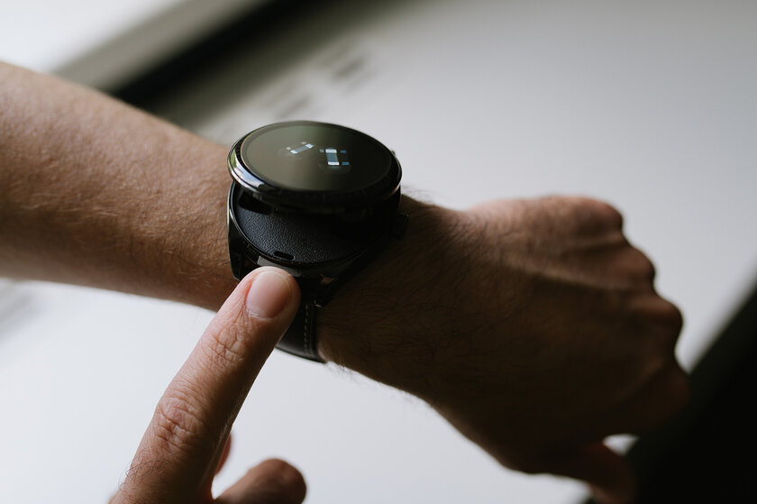 Внутри этих часов хранятся наушники! Тестирую Huawei Watch Buds и удивляюсь — Пользование. 3