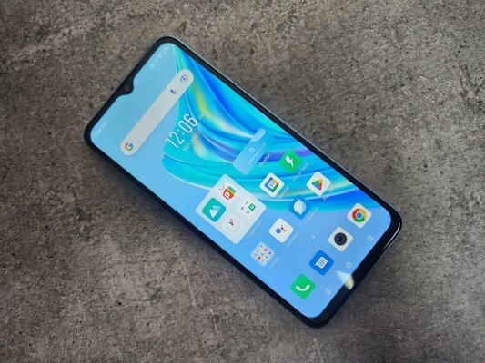 Недорогие и мощные: в России стартовали продажи смартфонов Infinix Hot 30 и Hot 30i