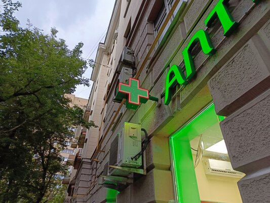 Это VIP-смартфон, другого такого не найти в сегменте до 30 000 рублей. Просто посмотрите — Камера. 2