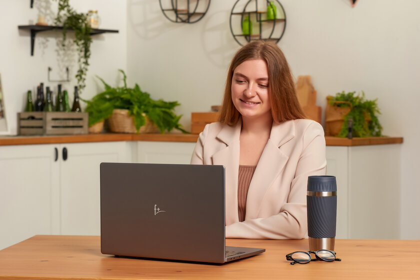 Изучаем отечественные ноутбуки FPLUS линейки Flaptop R — высокий уровень за комфортный прайс