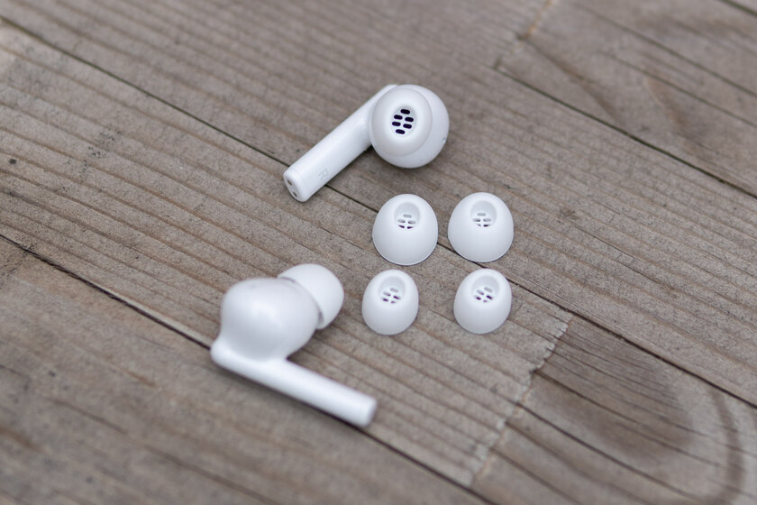 Шумоподавление за пару тысяч. Обзор HONOR Choice Earbuds X5 — Дизайн и эргономика. 2