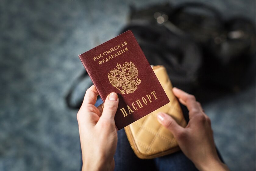 Электронные документы из «Госуслуг» приравняли к бумажным: подписан соответствующий указ