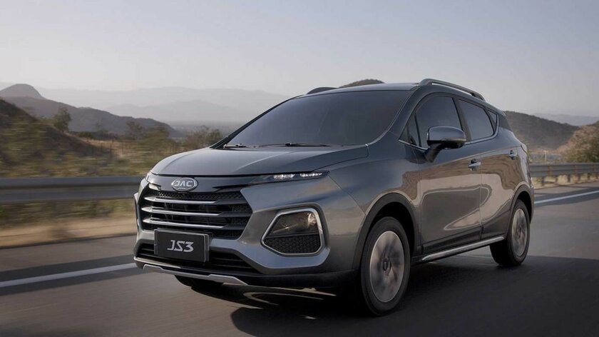 В России стартовали продажи самого доступного кроссовера JAC: цена стартует всего с 1,8 млн рублей