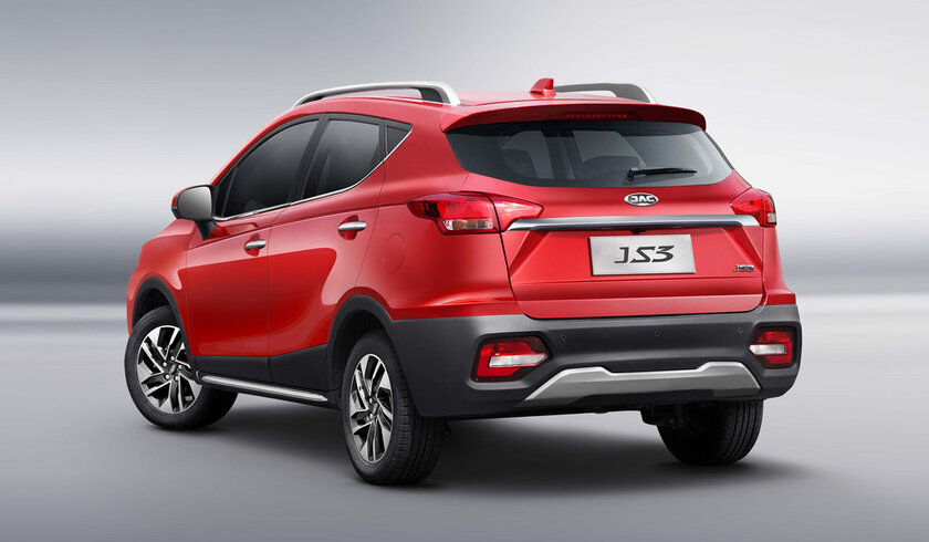 В России стартовали продажи самого доступного кроссовера JAC: цена стартует всего с 1,8 млн рублей