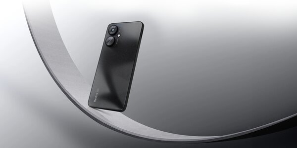 Подоспели к Новому году: Xiaomi представила недорогой Redmi 13C 5G с интересными характеристиками
