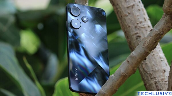 Выбираем смартфон до 10 000 рублей на 2024 год: есть хорошие варианты — 2. Infinix HOT 30i (8/128 ГБ). 1