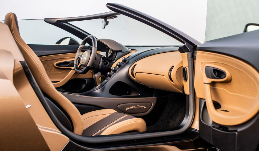 Bugatti представила спайдер Mistral: последний суперкар бренда на двигателе W16