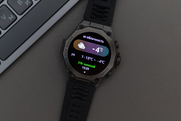 Геймерские часы Xiaomi со встроенным ChatGPT. Это дешёвый кошмар — обзор Black Shark S1 Pro — В использовании. 3