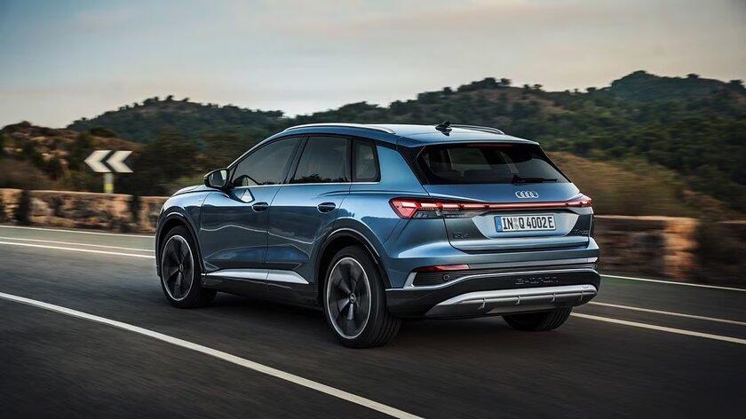 Audi представила обновлённый кроссовер Q4 55 e-tron: с быстрой зарядкой и разгоном до сотни за 5 секунд